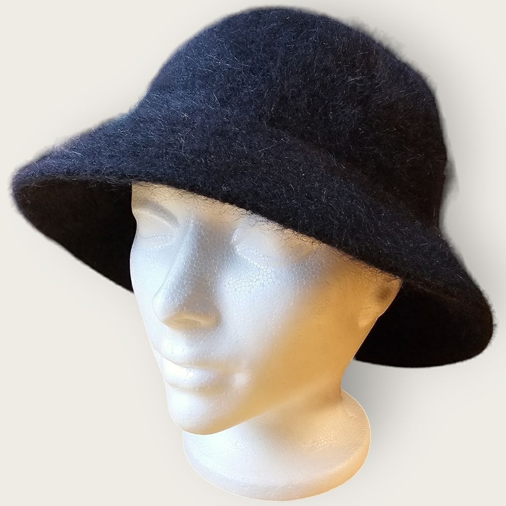 Vintage Black Mohair Bucket Hat 🖤✨
